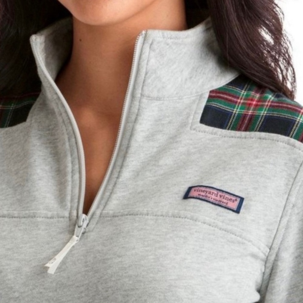 Vineyard Vines Holiday Shep Shirt - Small